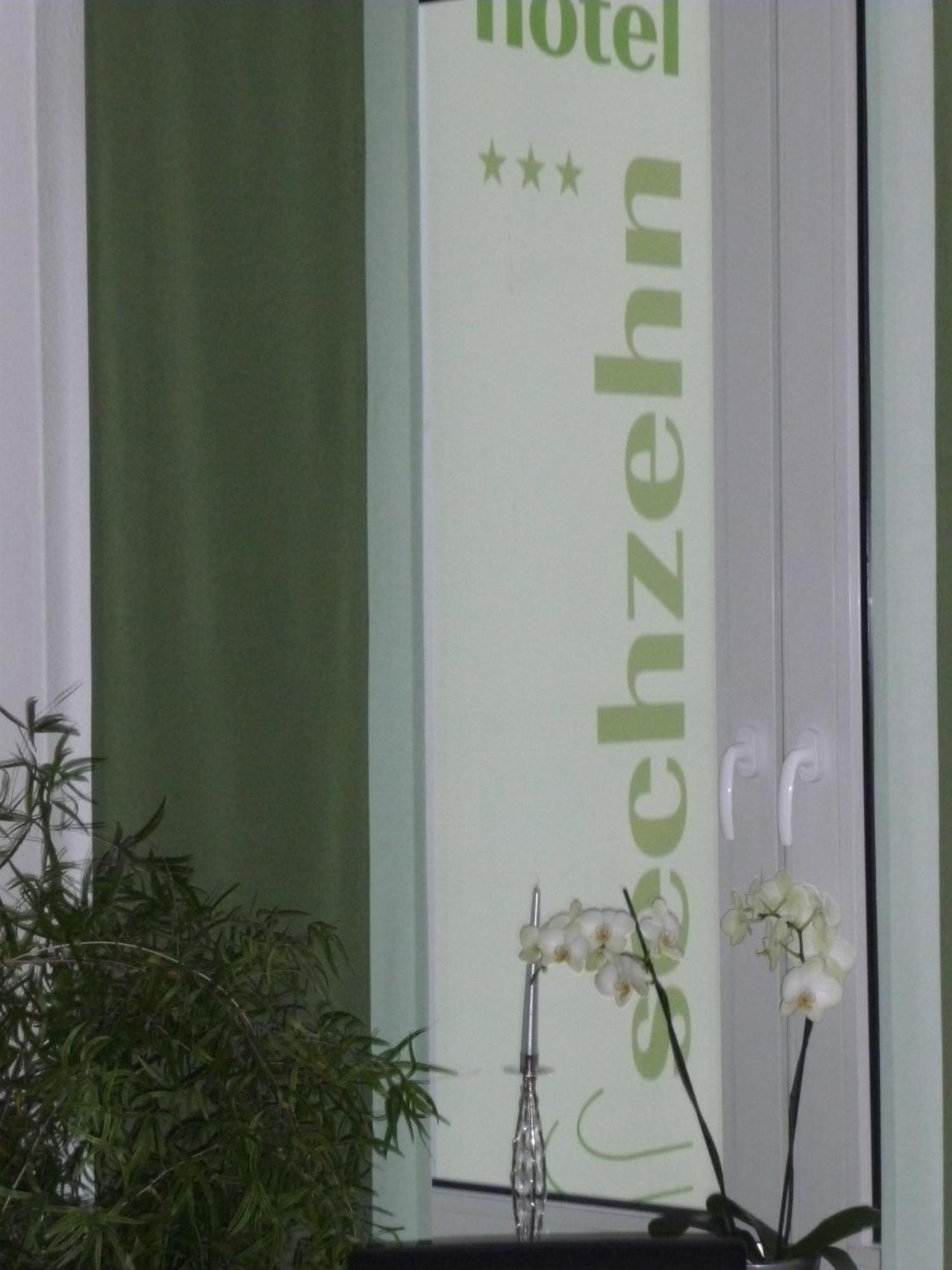 Hotel Sechzehn เลเวอร์คูเซน ภายนอก รูปภาพ